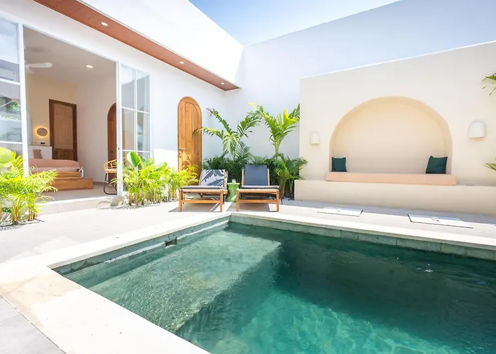 Enya Villas, Brand New Boutique Mediterranean * ウルワツ