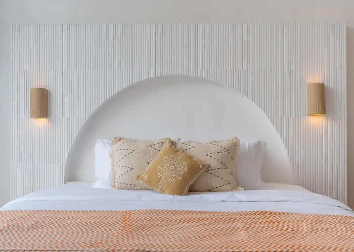Enya Villas, Brand New Boutique Mediterranean Villa