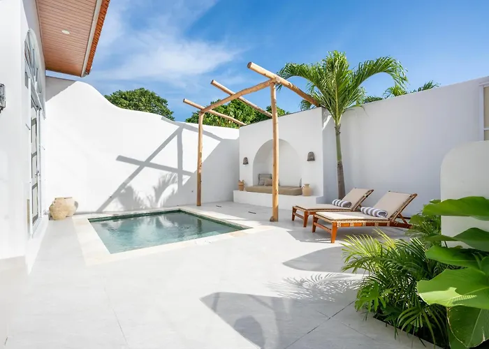 Enya Villas, Brand New Boutique Mediterranean Villa *
